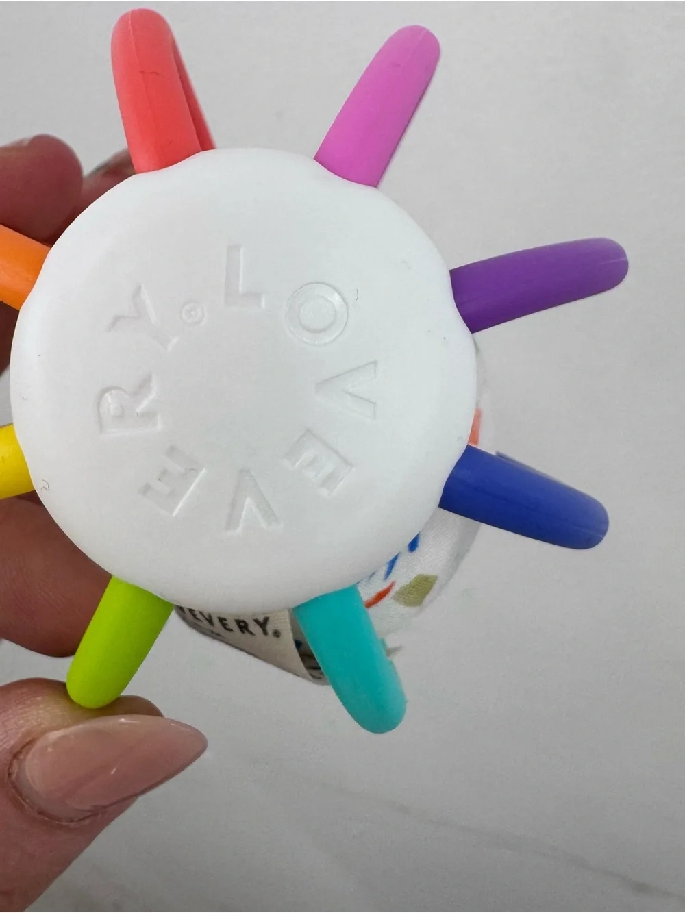 Lovevery Montessori Sensory Links Grasping Ball Baby Toy Teether Rainbow Silicon